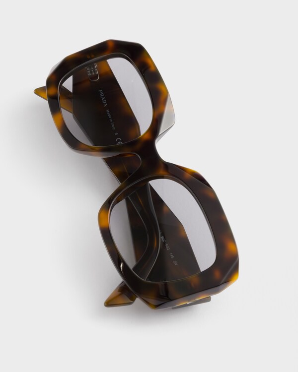 Prada Symbole Güneş Gözlüğü Prada Symbole Güneş Gözlüğü