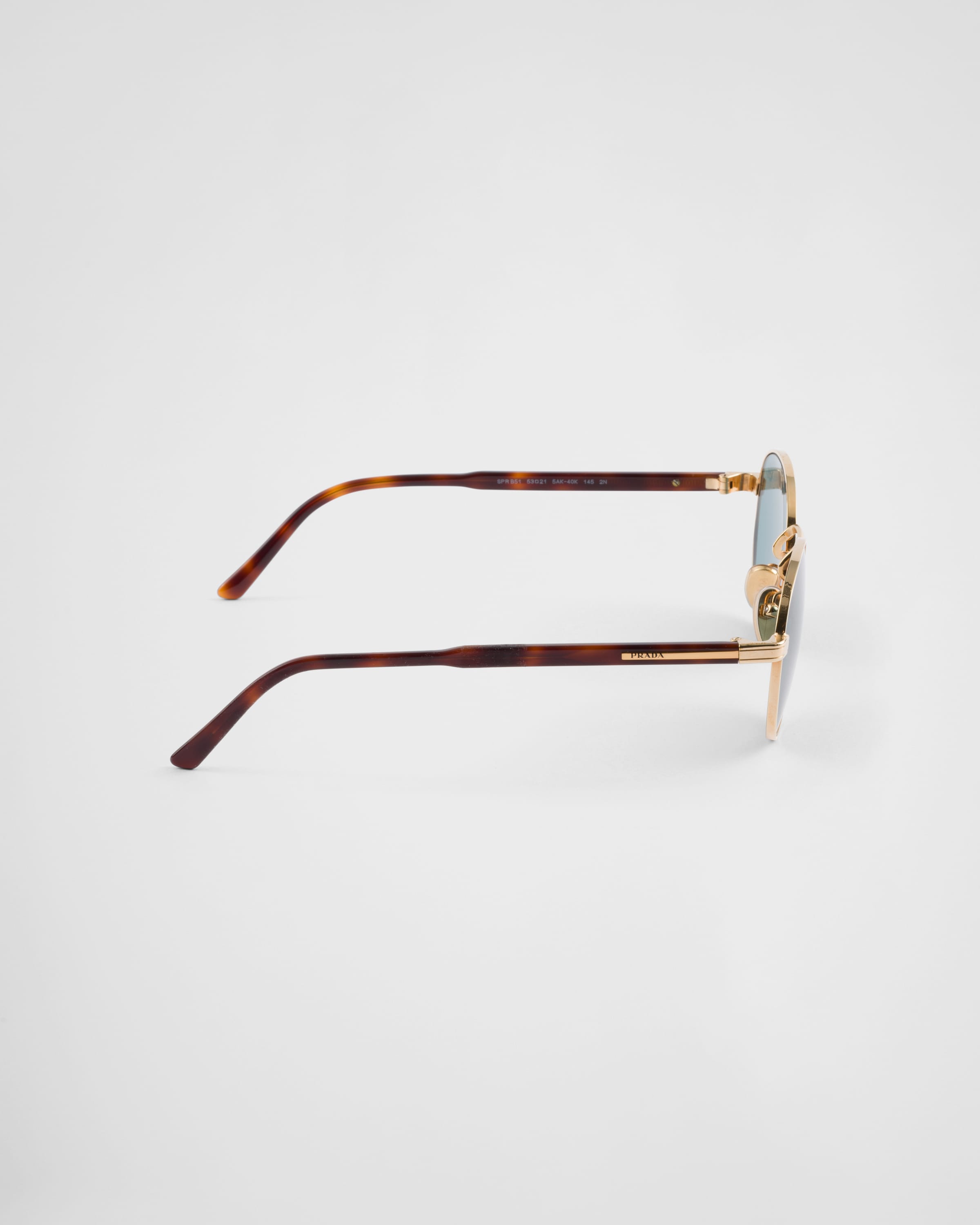 Prada Sonnenbrille Mit Der Ikonischen Plakette Aus Metall In Meerblaue Gläser