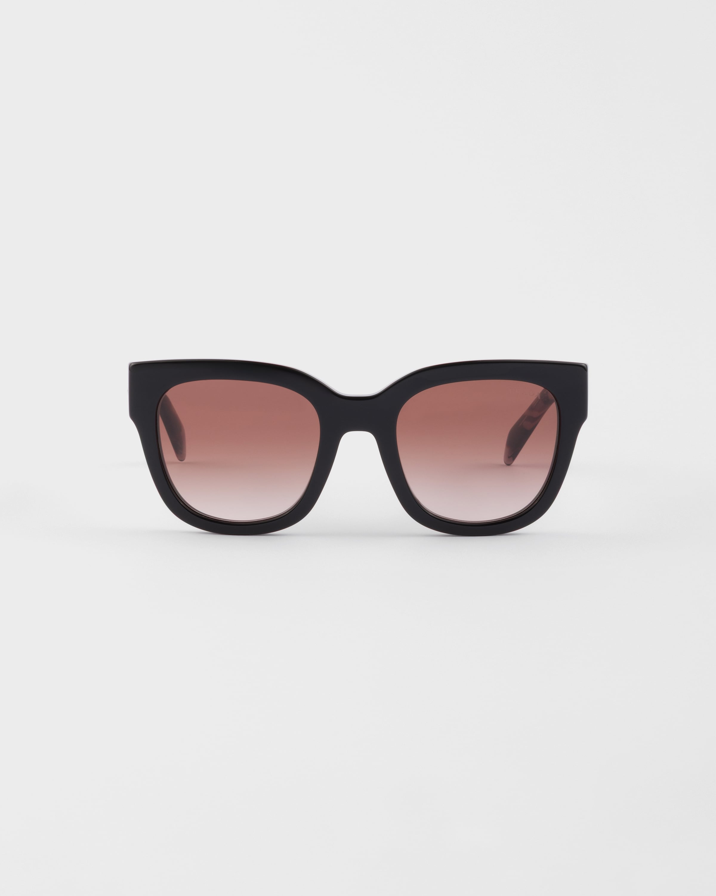 PRADA ブラウンラウンド型サングラス SPRC04_E28F_FE90P_C_052_SLF.jpg