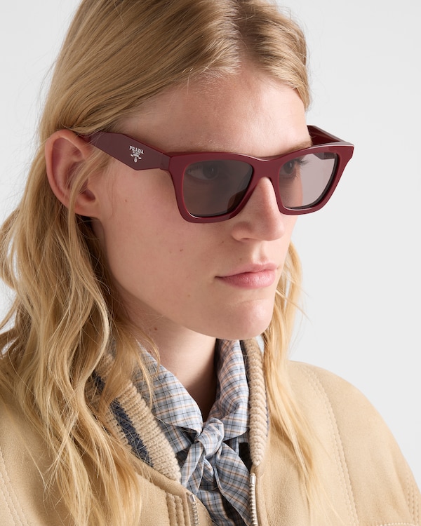 Sunglasses with the Prada logo - MAUVE LENSES Sunglasses with the Prada logo - MAUVE LENSES