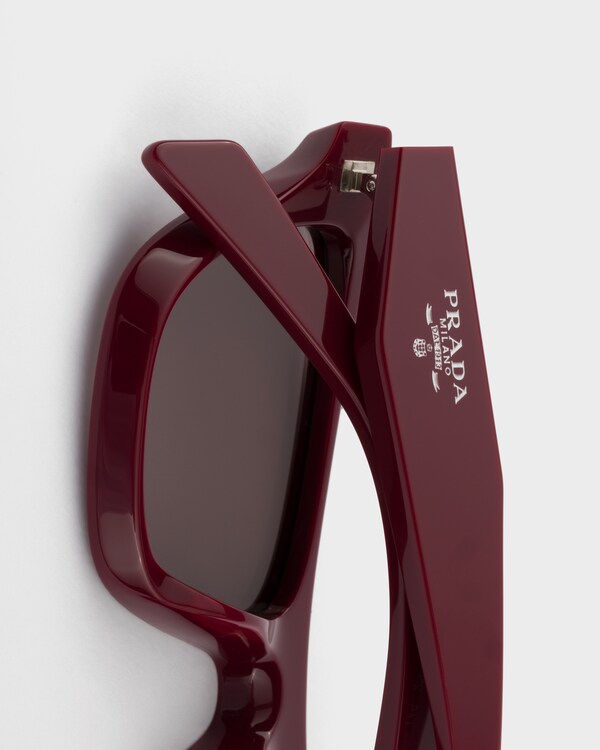 Sunglasses with the Prada logo - MAUVE LENSES Sunglasses with the Prada logo - MAUVE LENSES