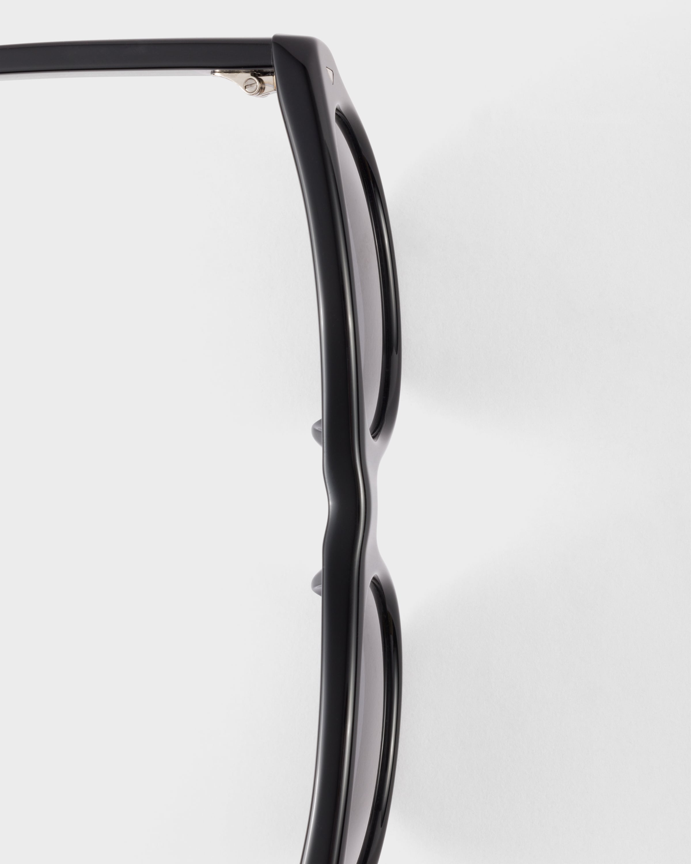 Polarized black lenses Prada Eyewear Collection sunglasses | PRADA