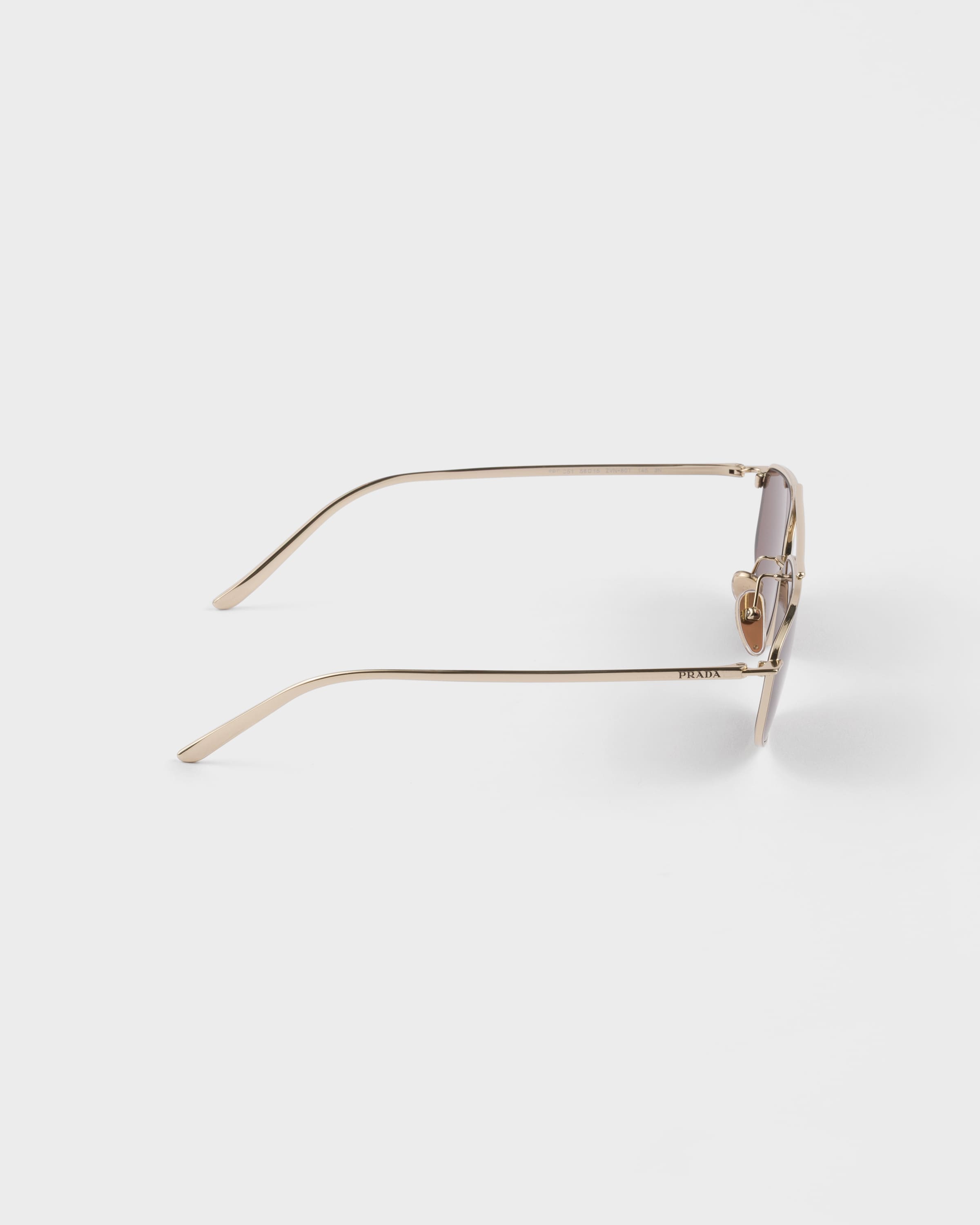 Mulberry lenses Prada Eyewear Collection sunglasses | PRADA