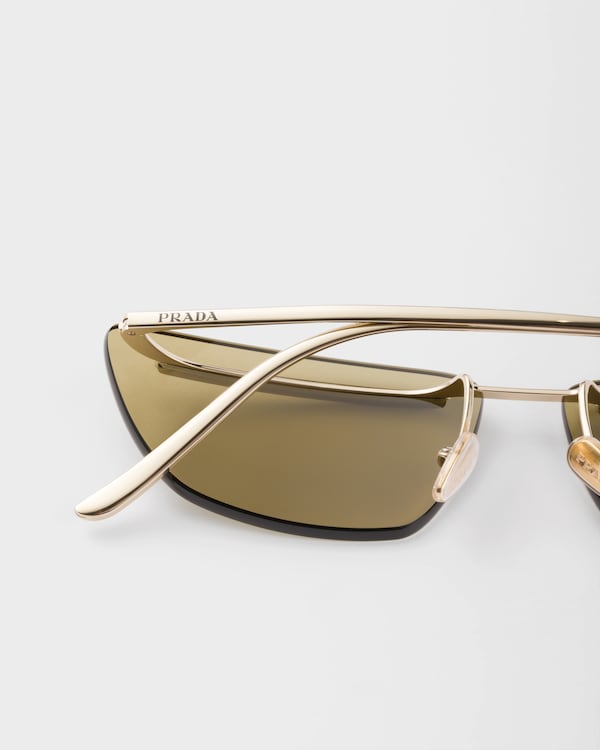 Lunettes de soleil Prada Eyewear Collection Lunettes de soleil Prada Eyewear Collection