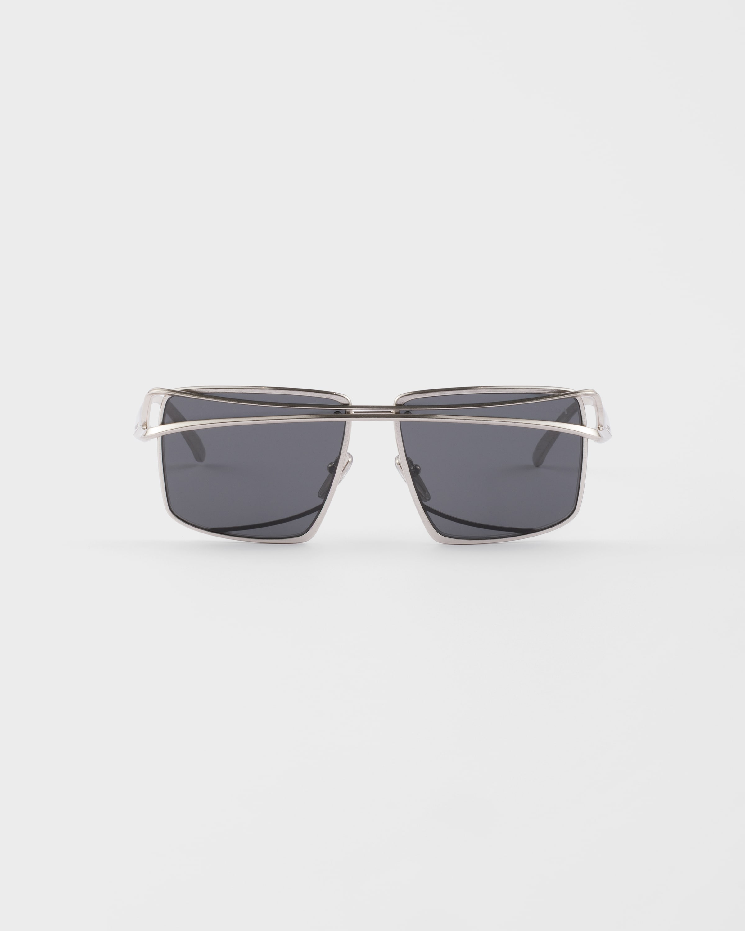 PRADA サングラス SPR58H グレー×ガンメタ 428 PRADA サングラス SPR58H グレー×ガンメタ 428