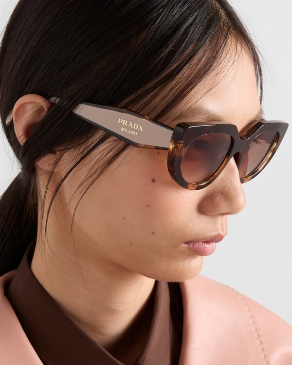 Sunglasses with Prada logo - Coffee brown Lenses Sunglasses with Prada logo - Coffee brown Lenses