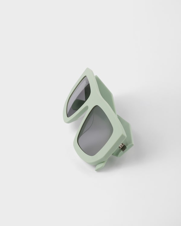 Sunglasses with triangle logo - Grey Sunglasses with triangle logo - Grey