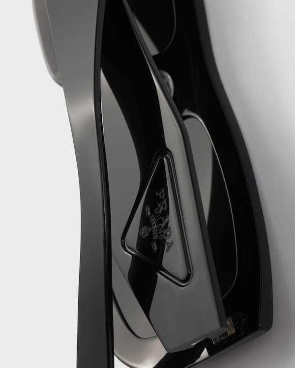 Sunglasses with triangle logo - Slate Gray Lenses Sunglasses with triangle logo - Slate Gray Lenses