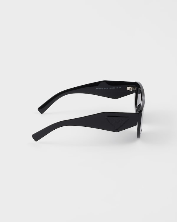 Sunglasses with triangle logo - Slate Gray Lenses Sunglasses with triangle logo - Slate Gray Lenses