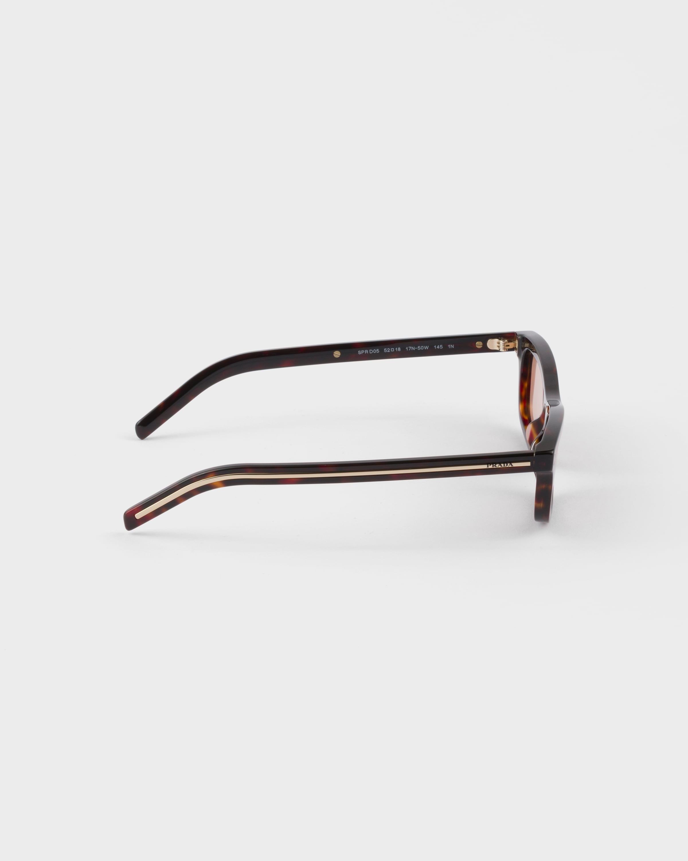 プラダ PRADA サングラス アイウェア フラワー　花 メタル Crystal lenses Sunglasses with the iconic metal plaque | PRADA