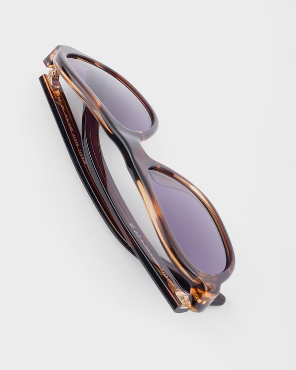 Prada Eyewear Collection sunglasses - Mulberry Lenses Prada Eyewear Collection sunglasses - Mulberry Lenses