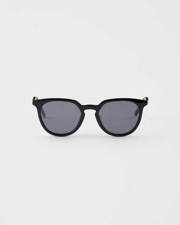 Prada sunglasses with the iconic metal plaque - Polarized black lenses Prada sunglasses with the iconic metal plaque - Polarized black lenses