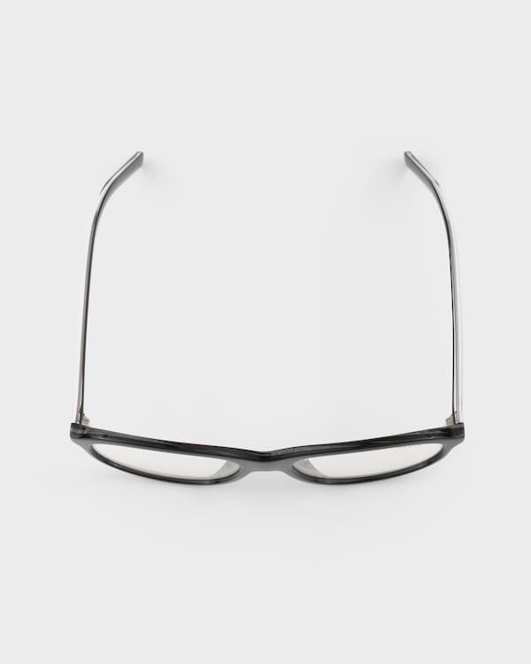 Prada sunglasses with the iconic metal plaque - Blu Ray Prada sunglasses with the iconic metal plaque - Blu Ray