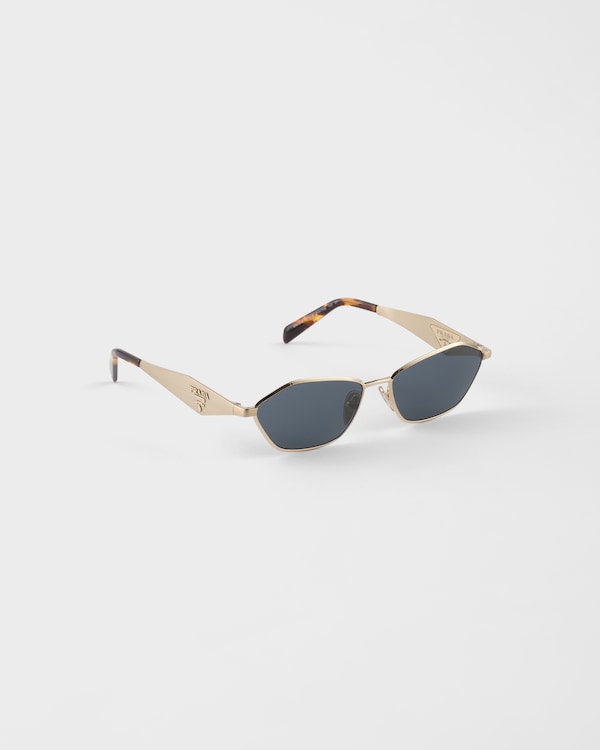 Lunettes de soleil ornées du logo Prada - Verres graphite Lunettes de soleil ornées du logo Prada - Verres graphite