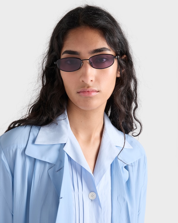 Sunglasses with Prada logo - Mulberry Lenses Sunglasses with Prada logo - Mulberry Lenses