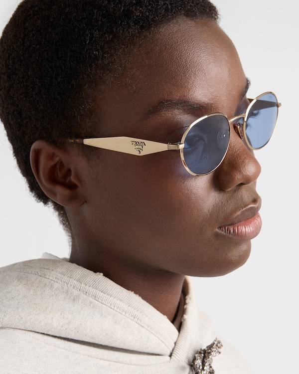 Sunglasses with Prada logo - Verres Outremer Sunglasses with Prada logo - Verres Outremer