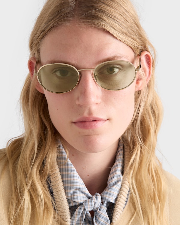 Sunglasses with Prada logo - Verres olive Sunglasses with Prada logo - Verres olive