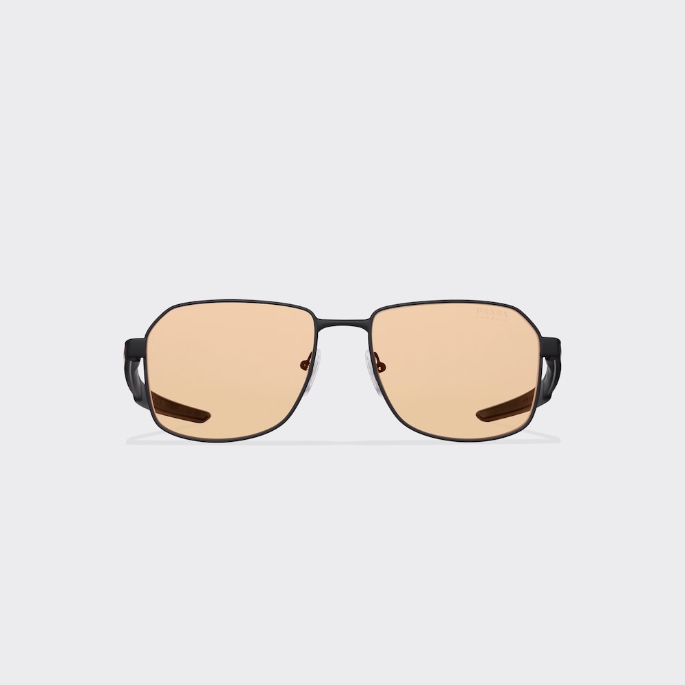 Prada Prada Linea Rossa太阳镜 1
