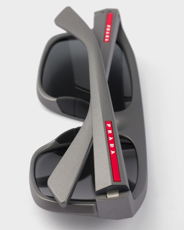 Prada Linea Rossa sunglasses - Mirrored Carbon Lenses Prada Linea Rossa sunglasses - Mirrored Carbon Lenses