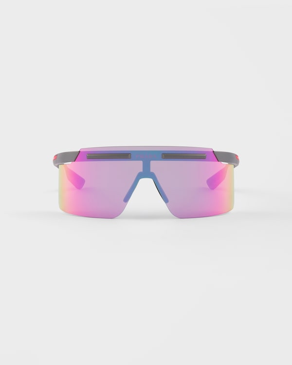 Prada Linea Rossa Active Sonnenbrille - Mehrfarbige Gläser in Neon-Pink Prada Linea Rossa Active Sonnenbrille - Mehrfarbige Gläser in Neon-Pink
