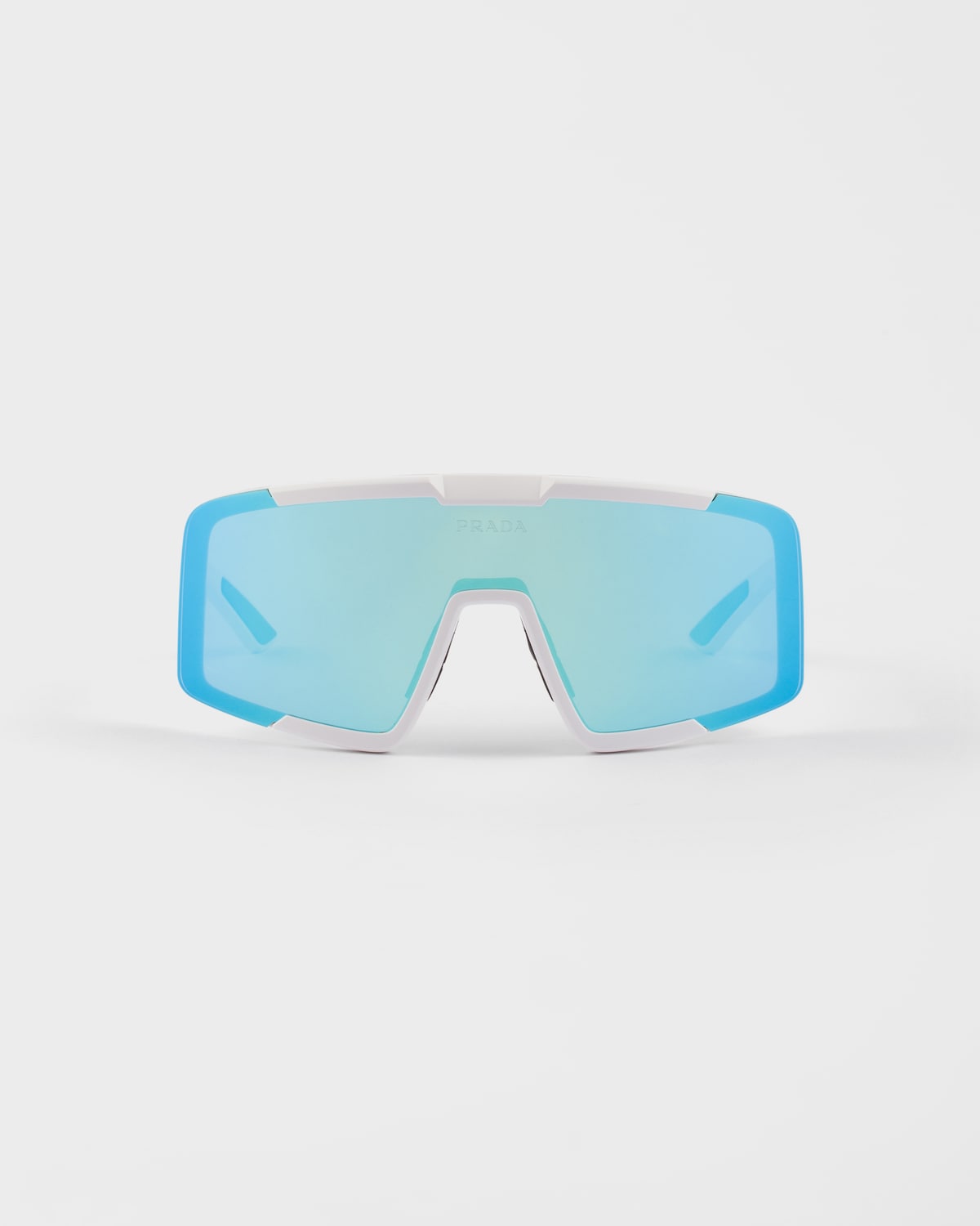 Prada Linea Rossa: модель очков — спортивный премиум