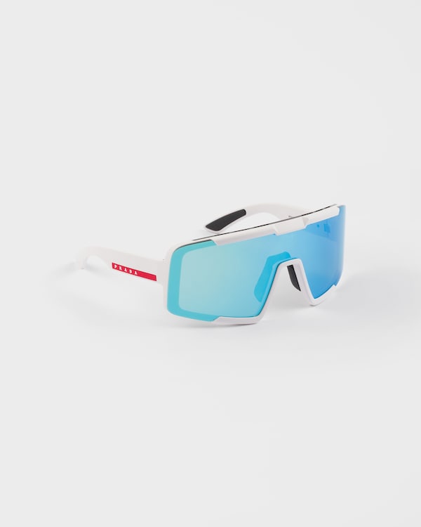 Lunettes de soleil Prada Linea Rossa Active - Verres Cyan Mult. Id. Lunettes de soleil Prada Linea Rossa Active - Verres Cyan Mult. Id.