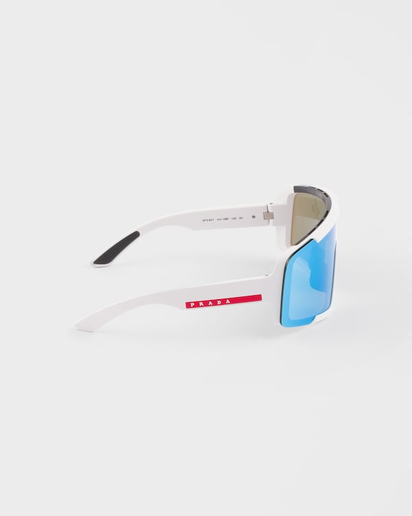 Lunettes de soleil Prada Linea Rossa Active - Verres Cyan Mult. Id. Lunettes de soleil Prada Linea Rossa Active - Verres Cyan Mult. Id.
