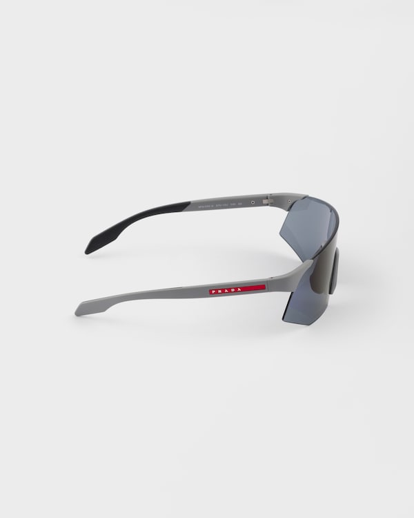 Prada Linea Rossa Active sunglasses - Blue lenses/Purple Prada Linea Rossa Active sunglasses - Blue lenses/Purple