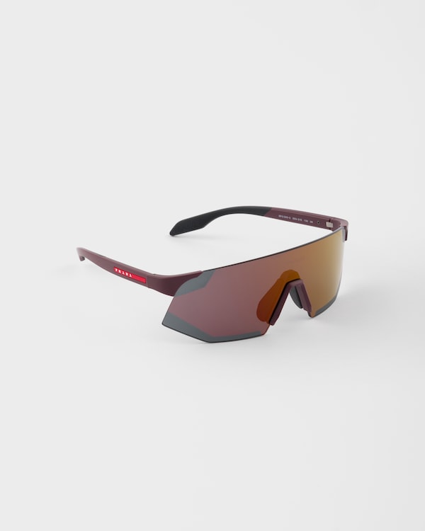 Prada Linea Rossa Active sunglasses - Verspiegelte Gläser in Flaschengrün Prada Linea Rossa Active sunglasses - Verspiegelte Gläser in Flaschengrün