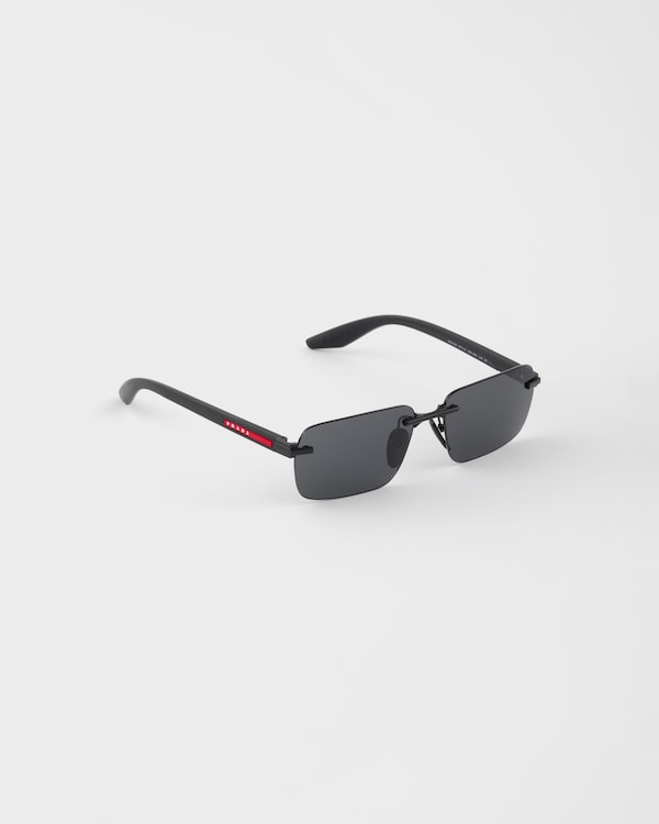 Lunettes de soleil Prada Linea Rossa - Verres gris ardoise Lunettes de soleil Prada Linea Rossa - Verres gris ardoise