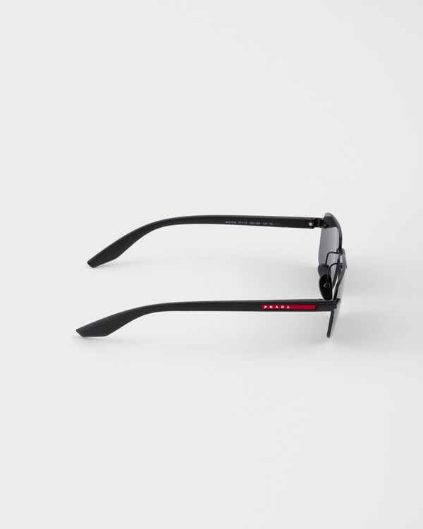 Lunettes de soleil Prada Linea Rossa - Verres gris ardoise Lunettes de soleil Prada Linea Rossa - Verres gris ardoise
