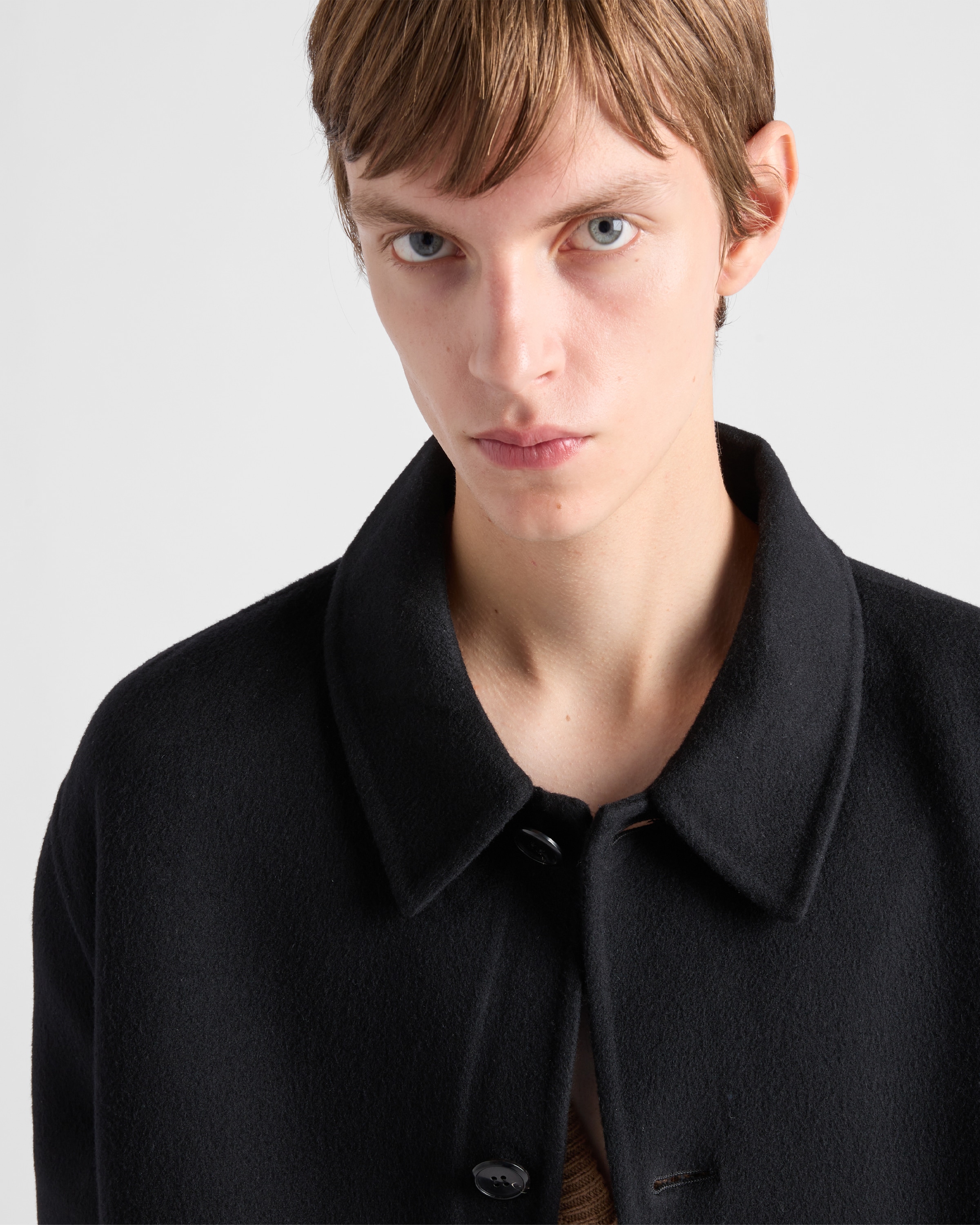 Prada Double Cashmere Overcoat In Schwarz