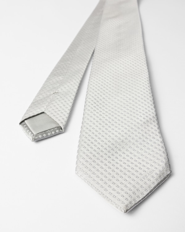 Silk tie Silk tie