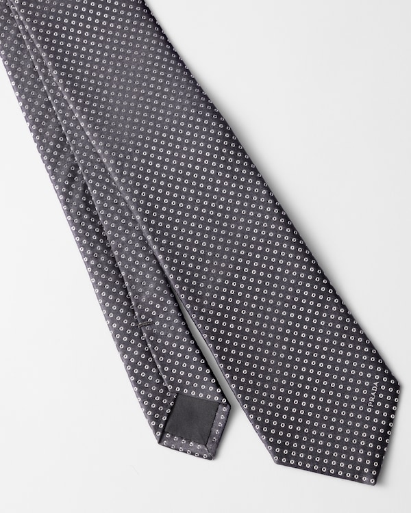 Silk tie Silk tie