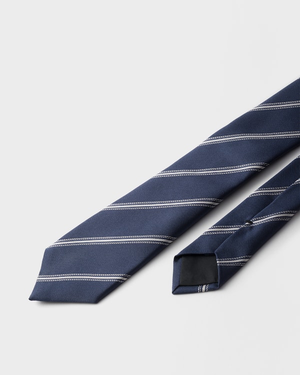 Silk tie - Navy Silk tie - Navy