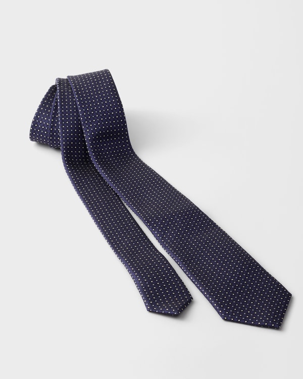 Silk tie - Navy Silk tie - Navy