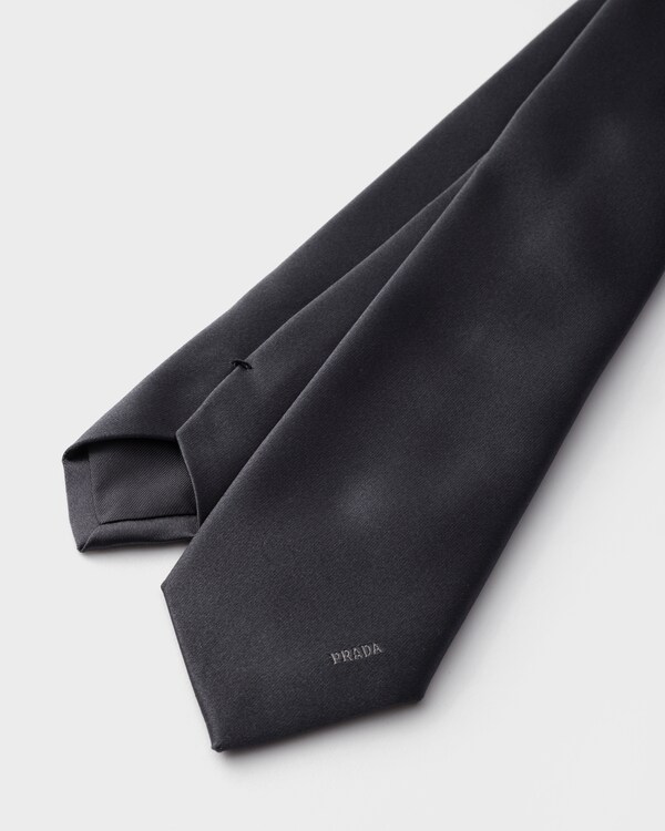 Silk tie - Smoky Gray Silk tie - Smoky Gray