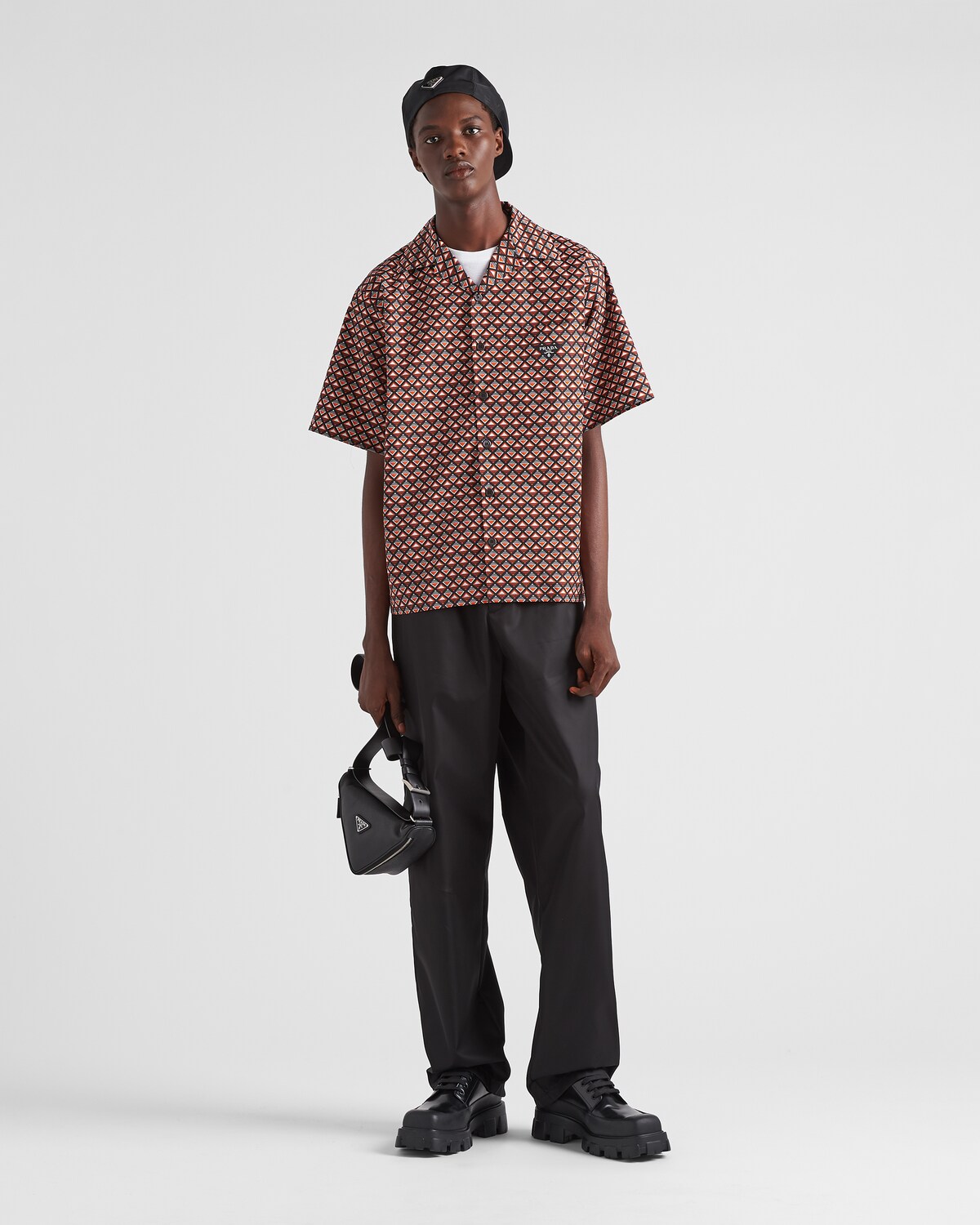 PRADA 26S SHORT SLEEVED T-SHIRT 777 main image 0