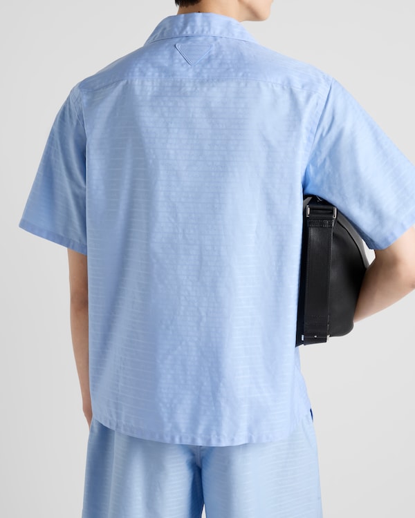 Short-sleeved cotton shirt Short-sleeved cotton shirt