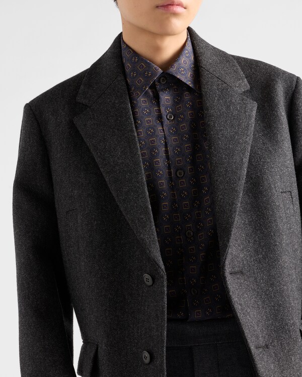 Short-sleeved printed silk shirt - Smoky Gray Short-sleeved printed silk shirt - Smoky Gray