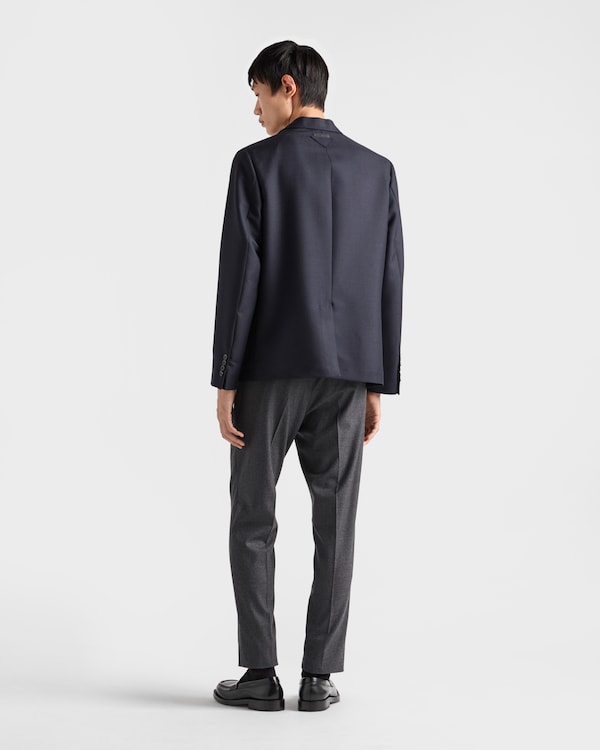 单排扣羊毛和马海毛西装外套 单排扣羊毛和马海毛西装外套