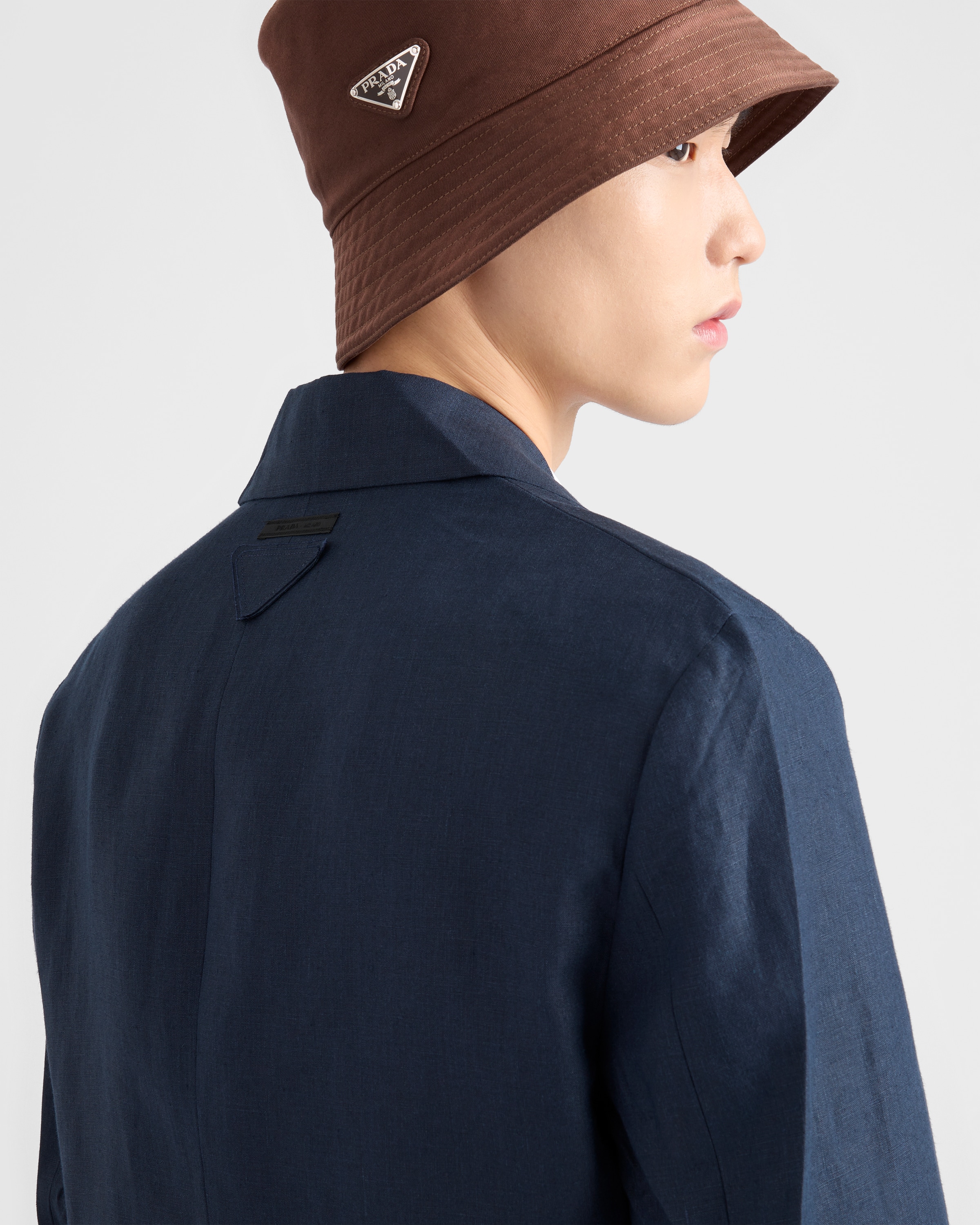 Single-breasted linen jacket