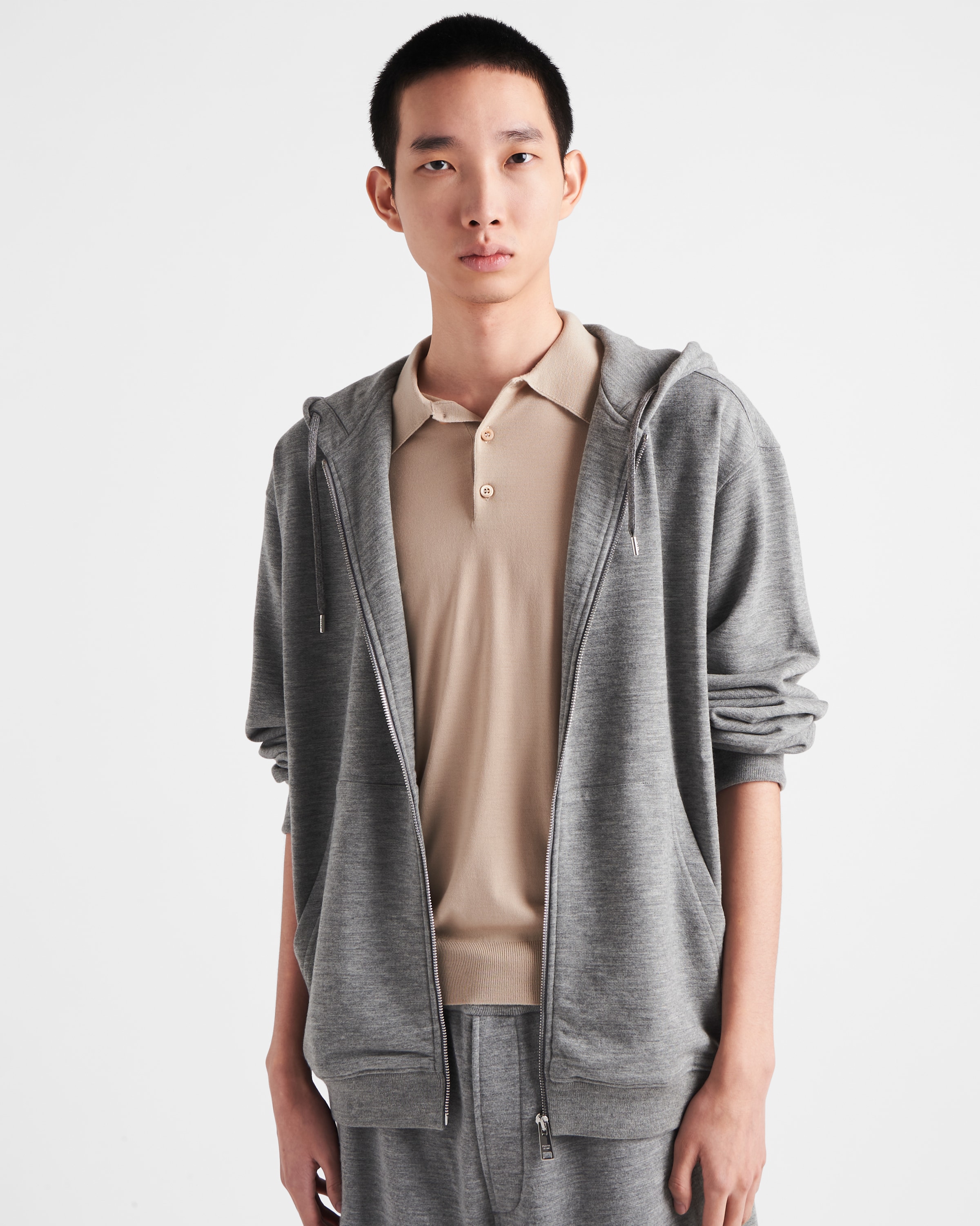 【PRADA】Zipped cashmere hooded sweater パーカ フーディ grey Prada Cashmere Hooded Sweatshirt with Logo Detail - Bergdorf