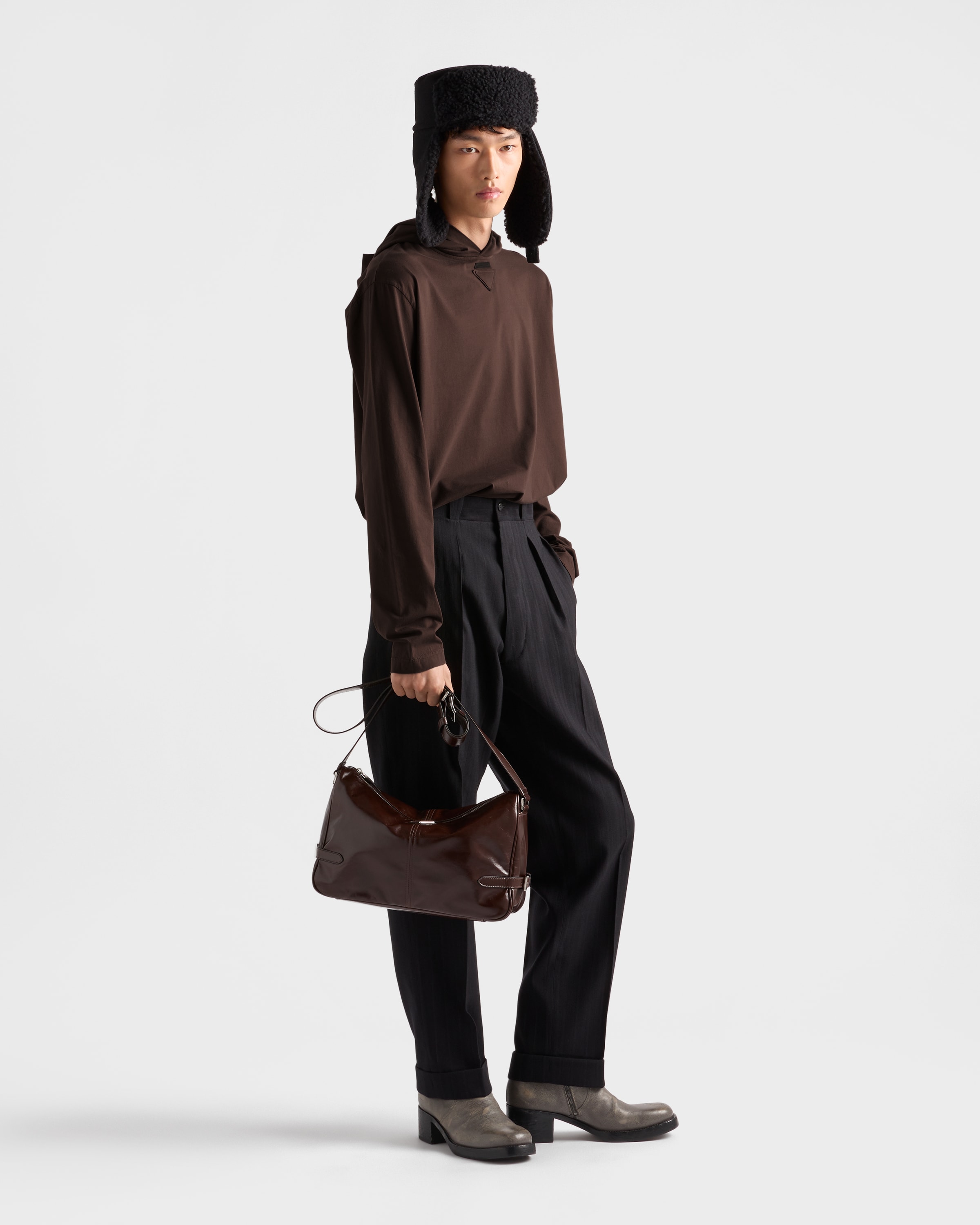 国内発 PRADA ブラウンコットン長袖フーディー ダークブラウン 長袖 コットン フーディー Tシャツ | PRADA