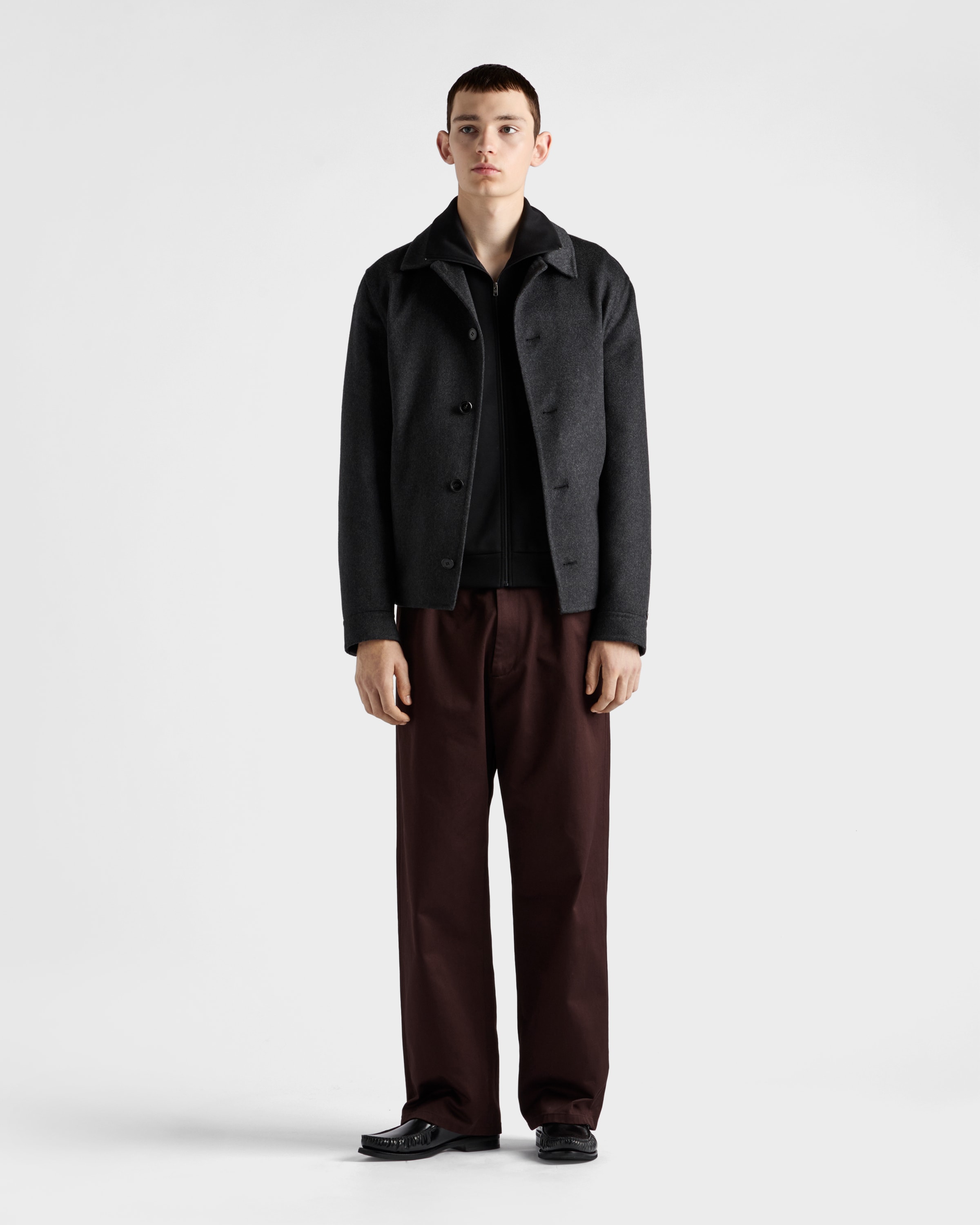 クリニック PRADA フーディー セットアップ上下 XXL/M クリニック様専用 PRADA フーディー セットアップ上下 XXL/M