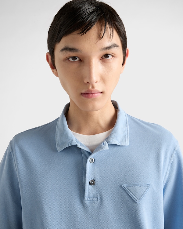 قميص بولو بيكيه بأكمام قصيرة قميص بولو بيكيه بأكمام قصيرة