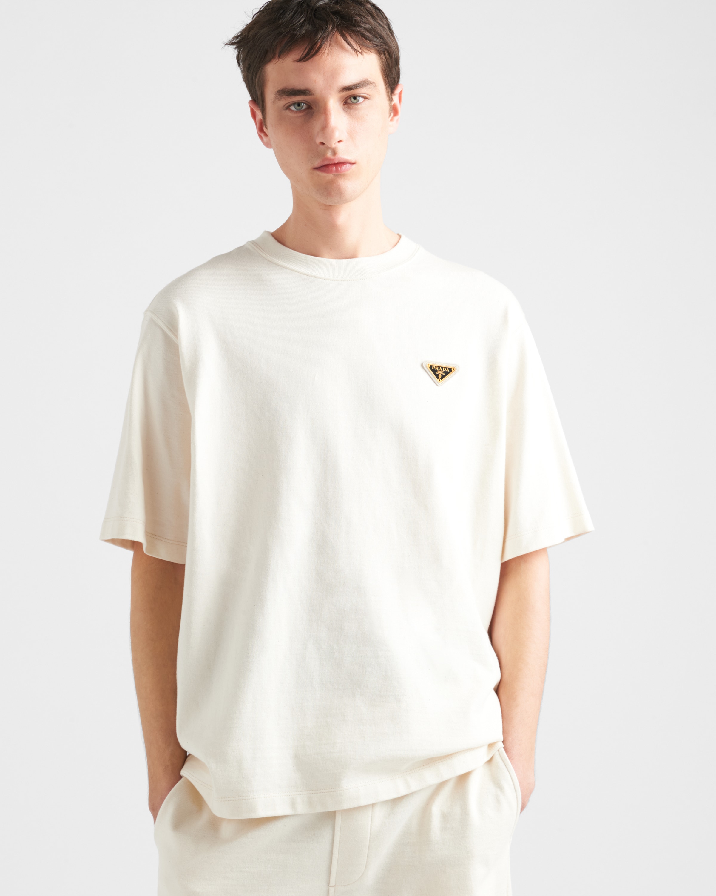 Shop Prada T-shirt Aus Baumwolle In Natural