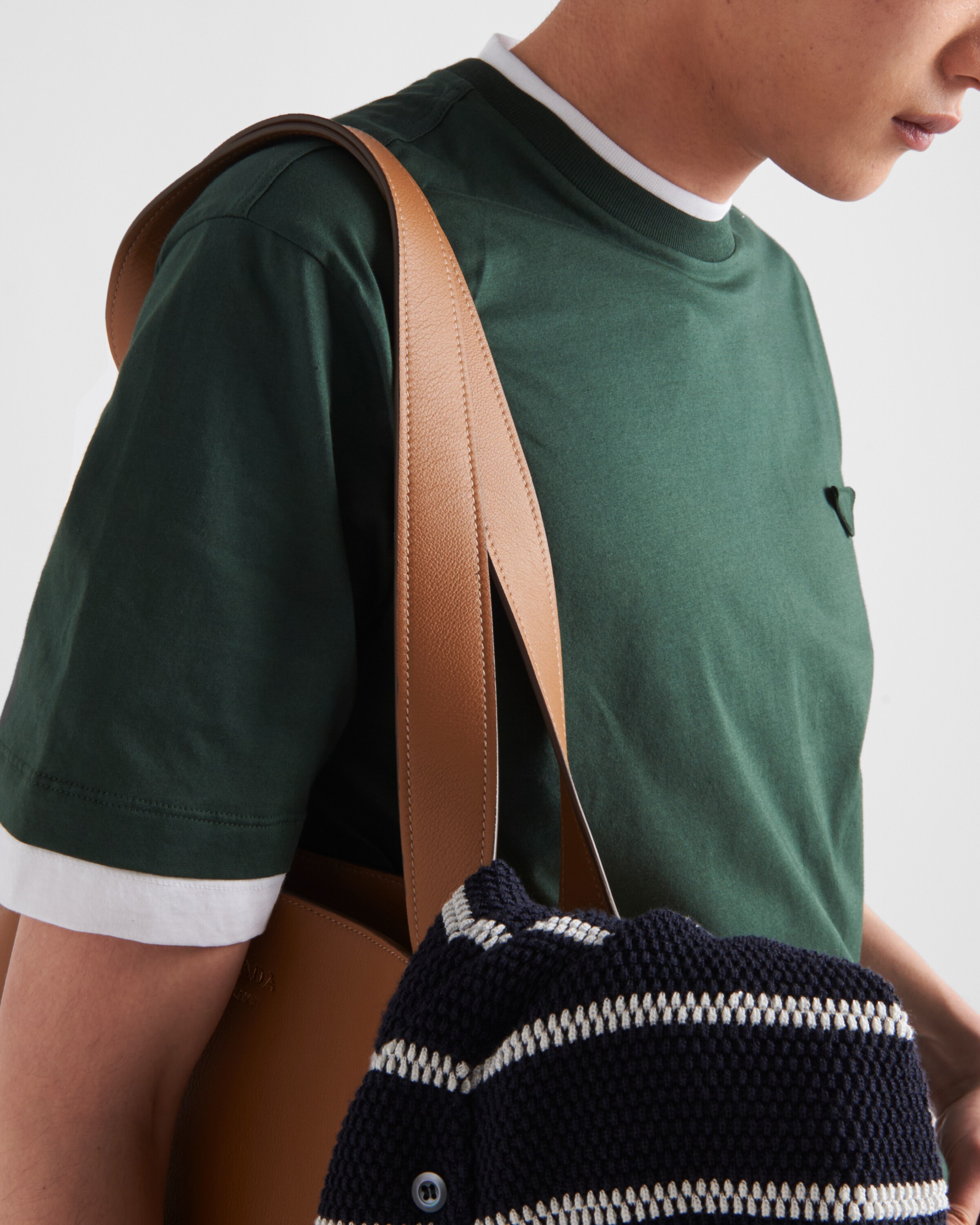 【PRADA】コットン Tシャツ★ダークグリーン★L ダークグリーン コットン Tシャツ | PRADA