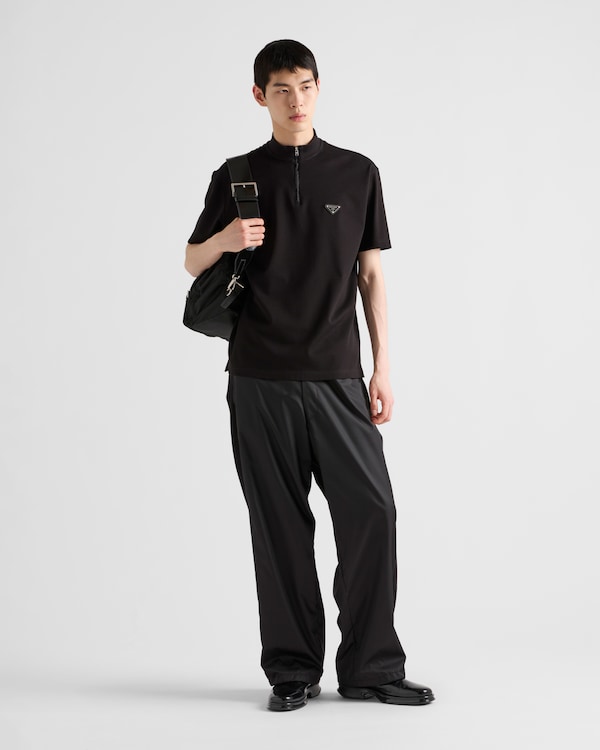 쇼트 슬리브 피케 및 리나일론 모크 터틀넥 - 블랙 쇼트 슬리브 피케 및 리나일론 모크 터틀넥 - 블랙