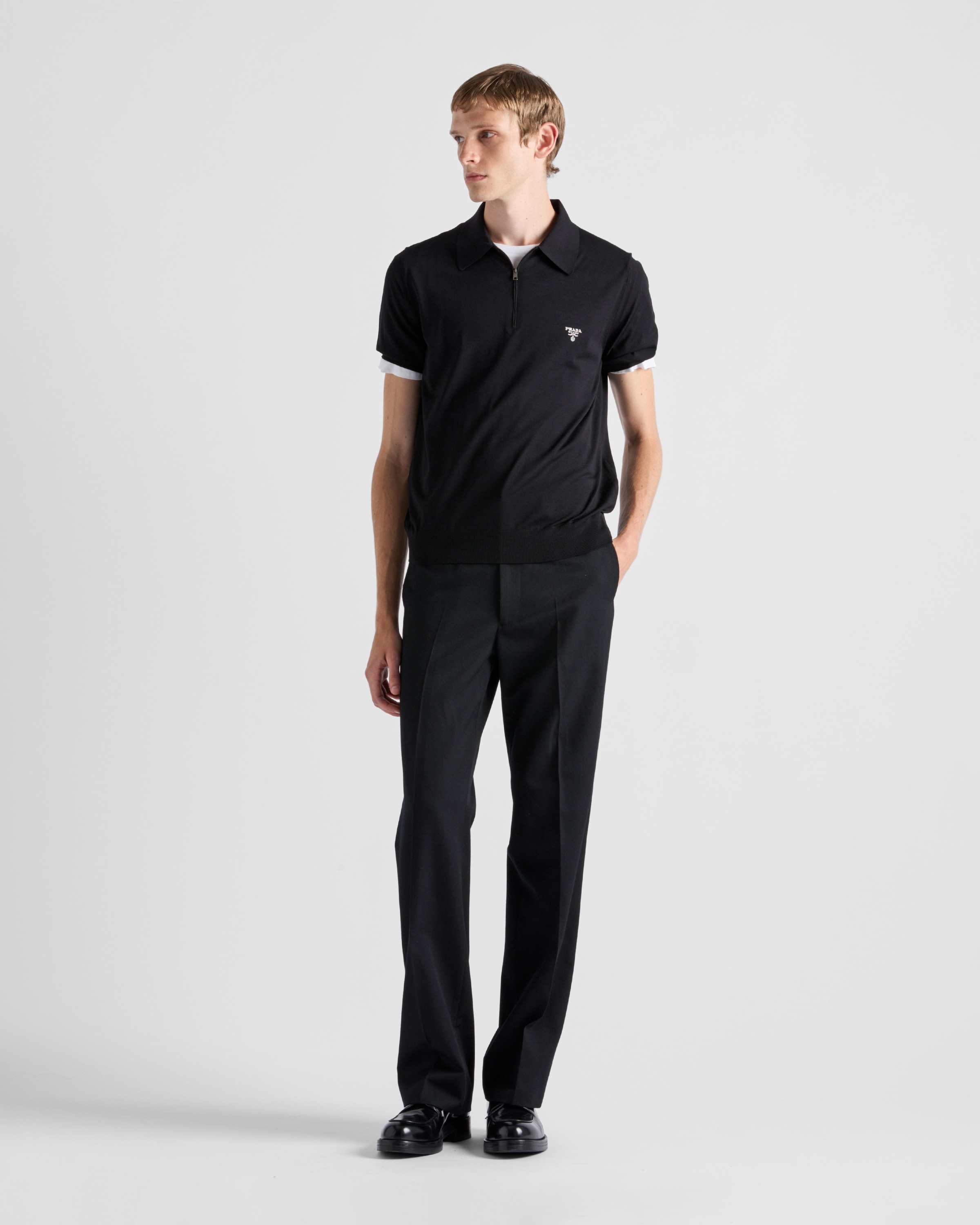 PRADA POLOSHIRT AUS SUPERFINE-WOOL